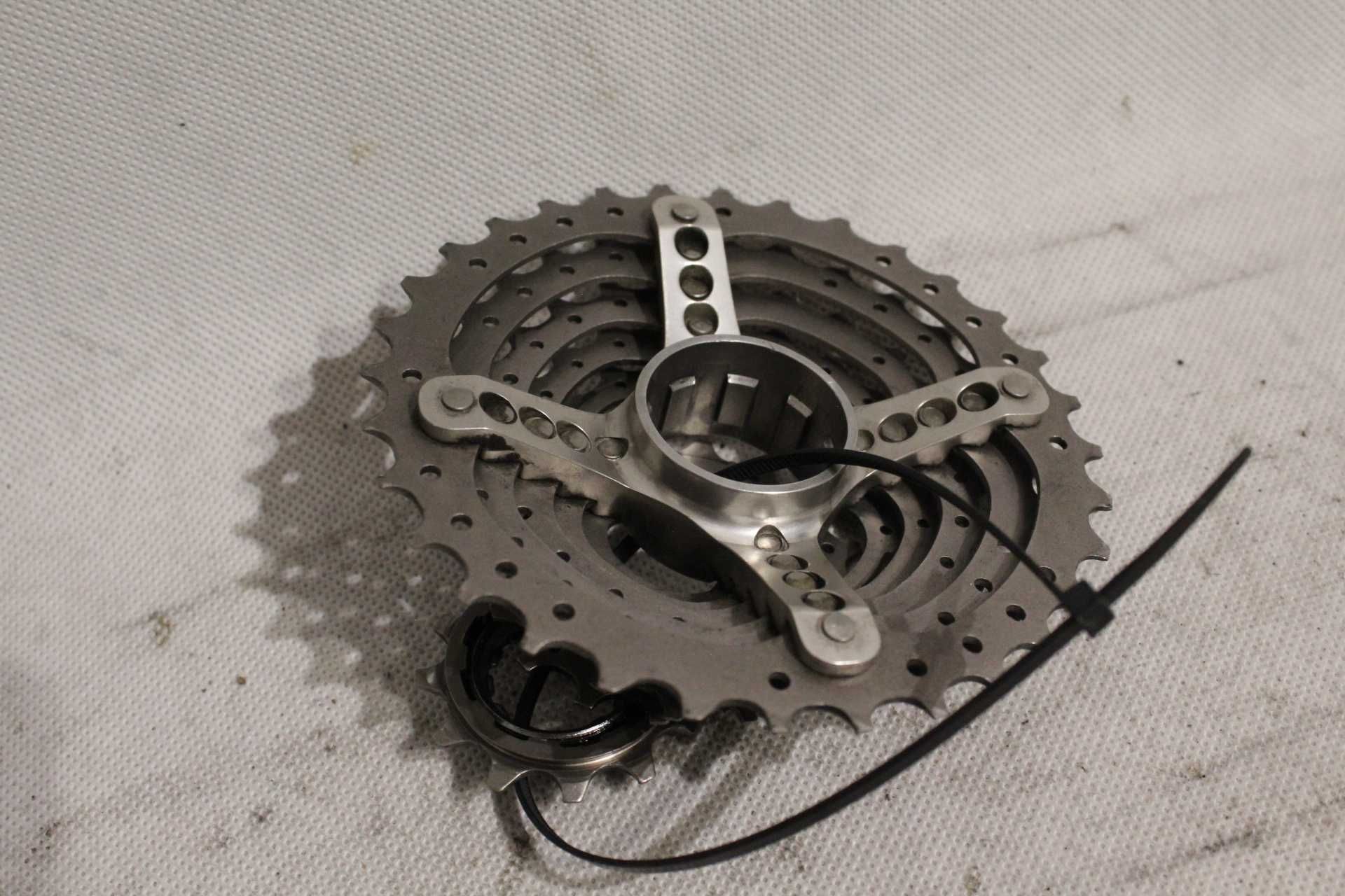 Vintage retro MTB kaseta Shimano XTR CS-M900. 12-32t 8s pająk CN7