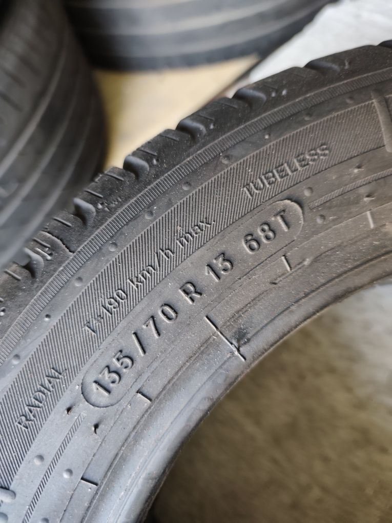 Pneus 135/70r13 Kormoran Impulser com 80% piso