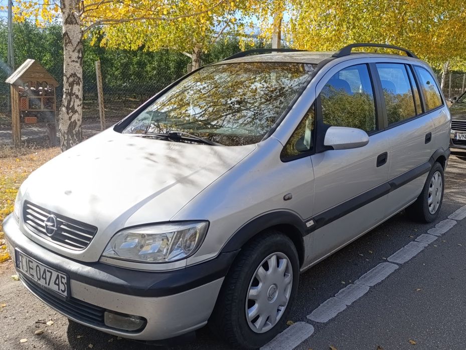 Opel Zafira 2.0TDI 7 мест минивэн продам или обмен