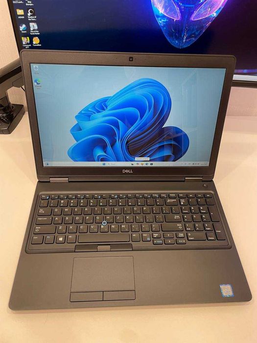 Ноутбук Dell Latitude 5590 15'6 i5-8250U/16 gb ram/ 256ssd