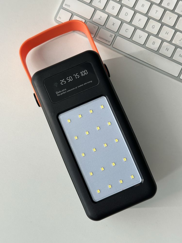 Павер банк з LED лампою - 52500mAh