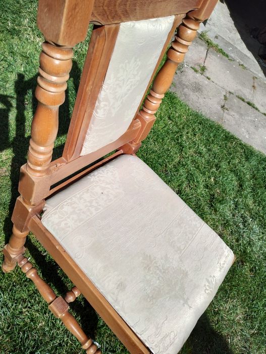 Krzesła 4 szt tapicerowane cena za całość