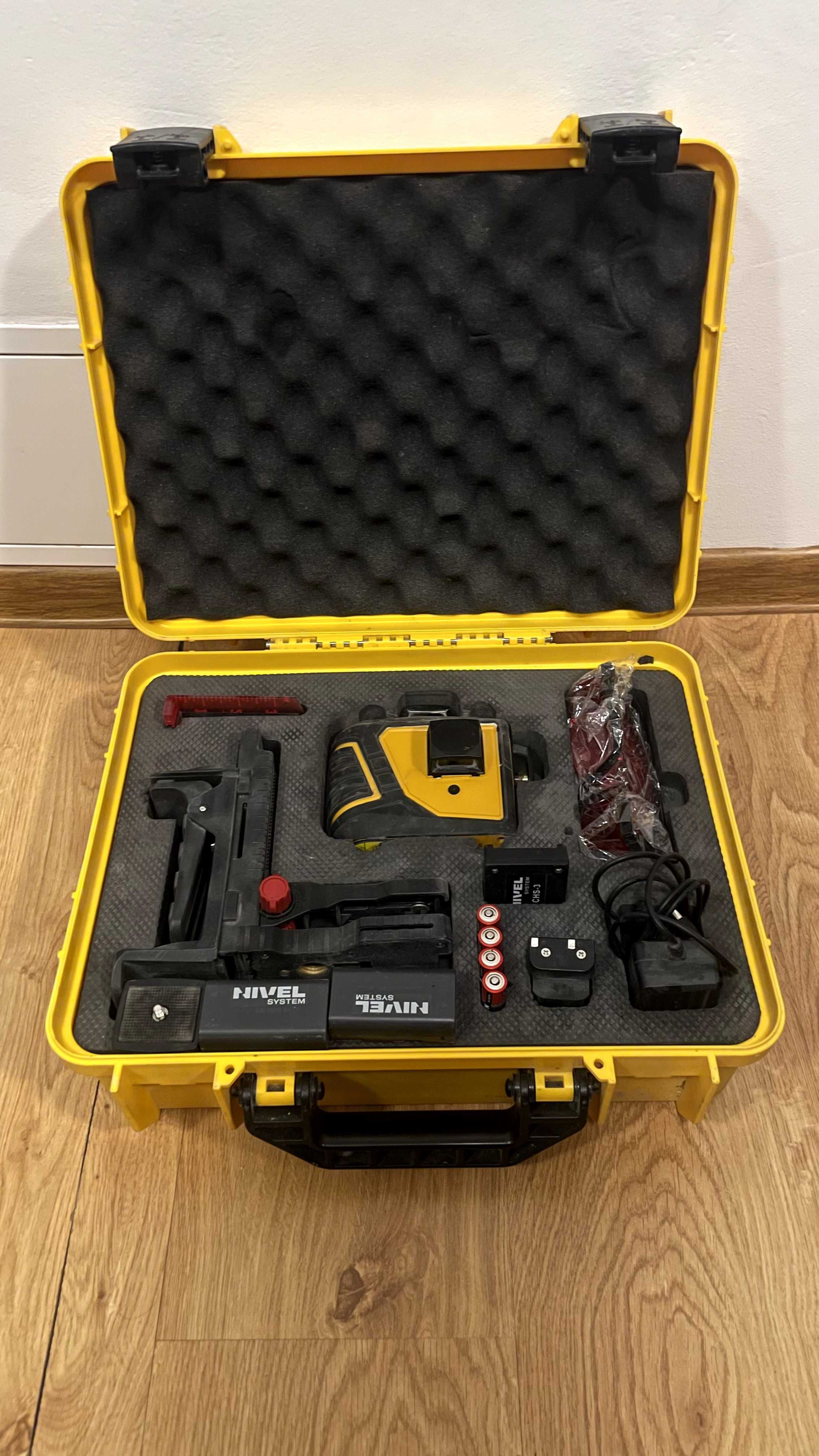 Nivel System CL3D (laser z czerwoną wiązką)