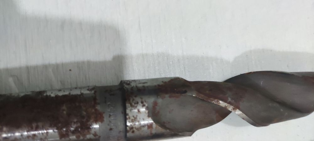 Продам сверло с хвостовиком 35