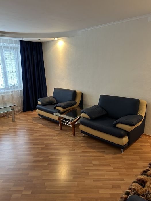 Оренда 3-х кімн.кв. вул.Офіцерська,18