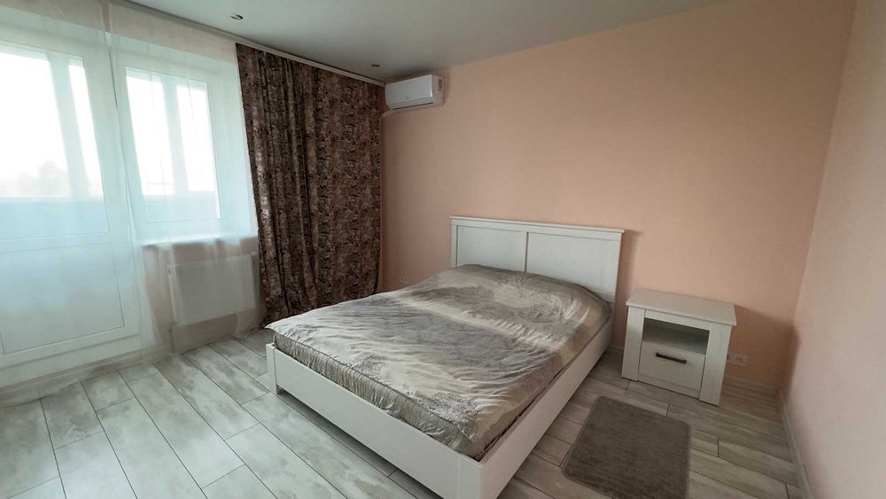 Новая 2 ком. квартира на Алексеевке, 2 мин. метро Перемоги