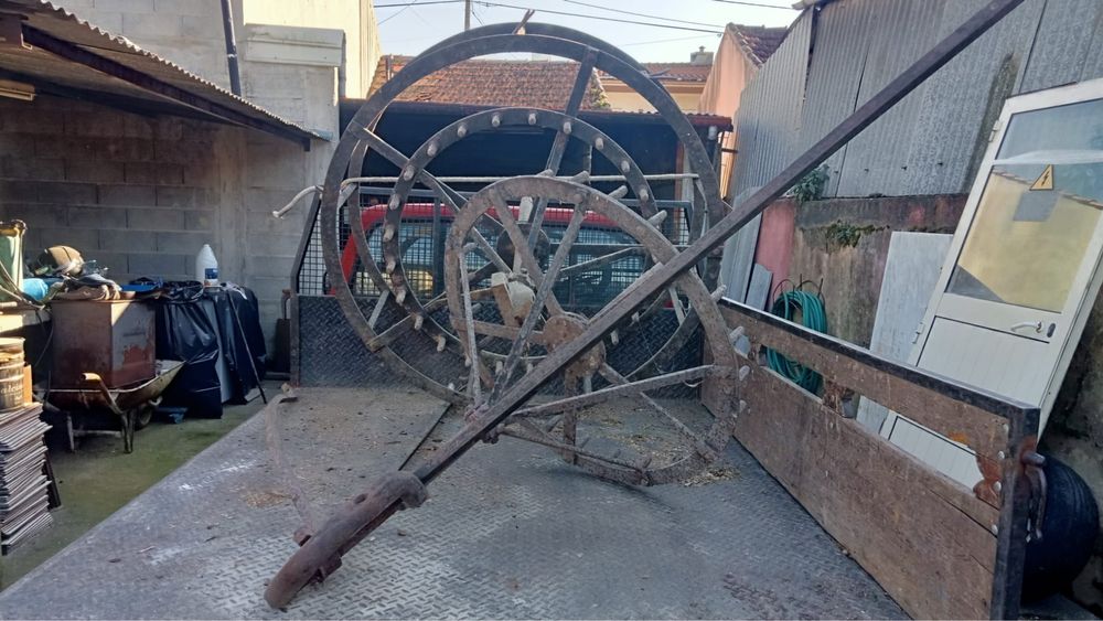 Charruas e mais pecas antigas