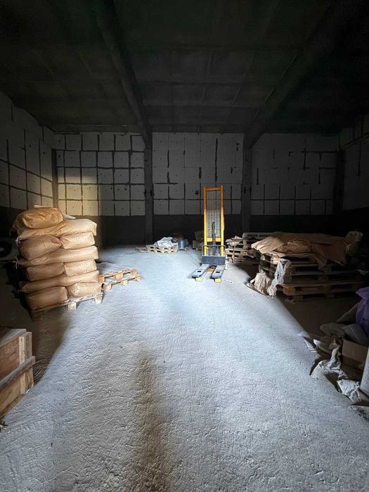 Продаж комерційного приміщення (виробничого-складського) м.Городище