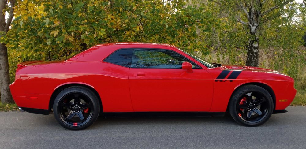 Dodge CHALLENGER R/T 5,7 V8 HEMI manual Zamiana