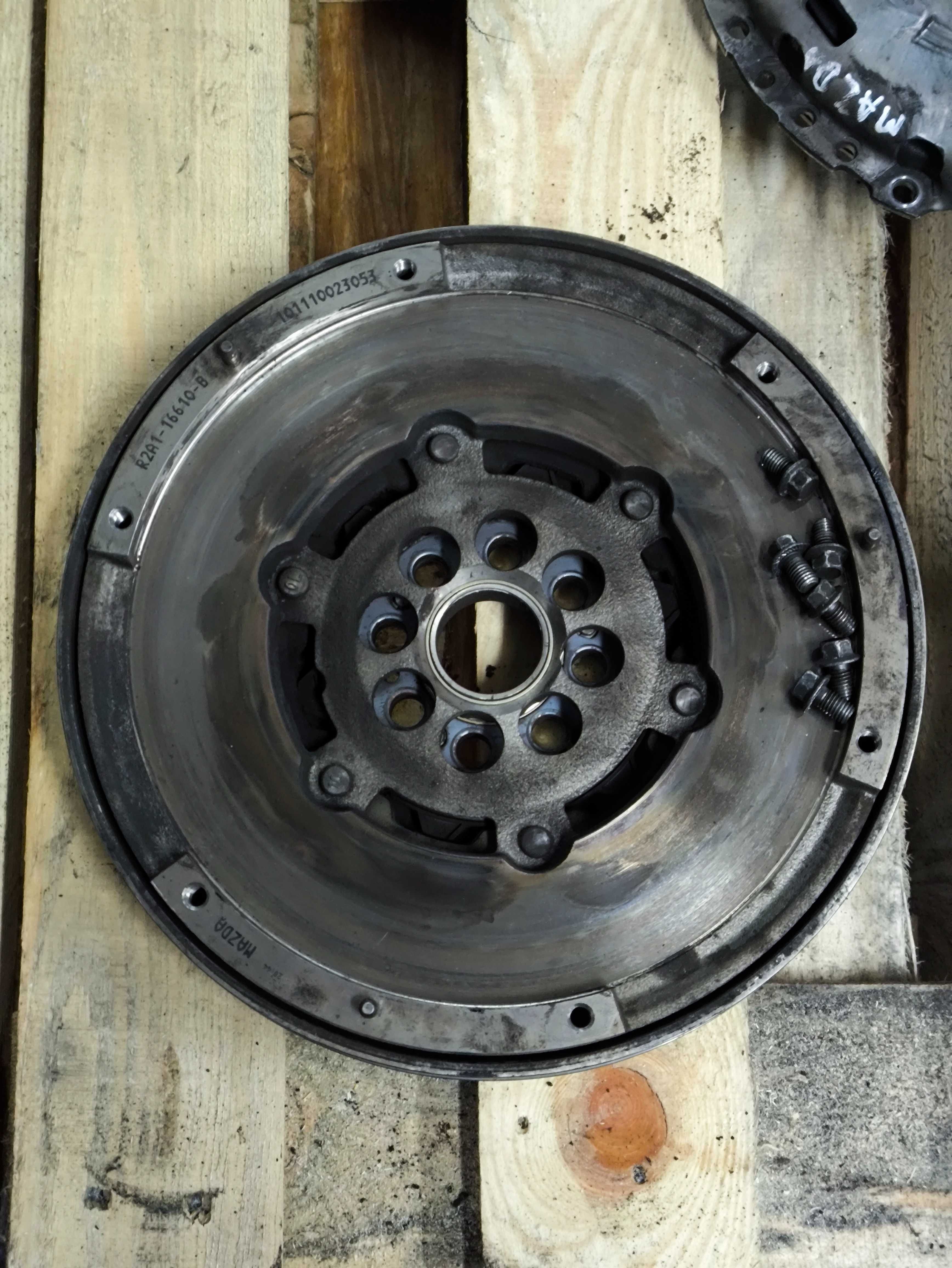 Sprzęgło koło dwumasowe tarcza docisk Mazda 6 II 2.2D 09r Siedlce