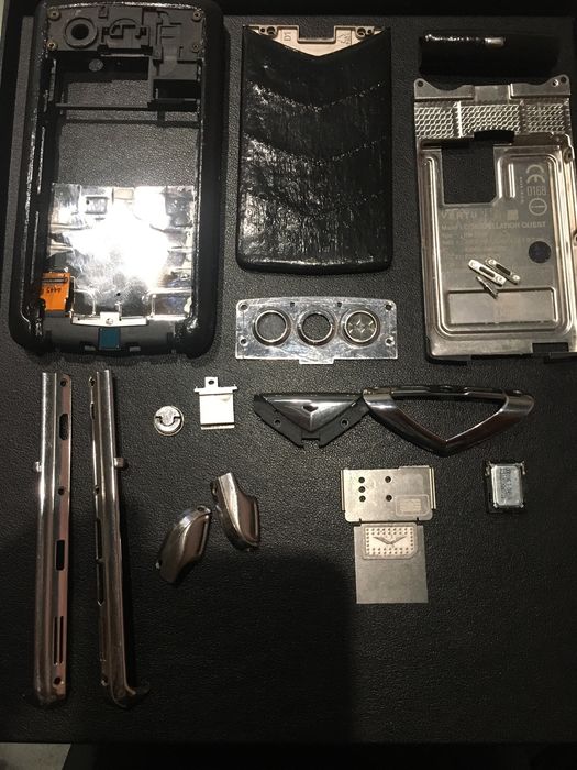 Vertu constellation quest запчастини