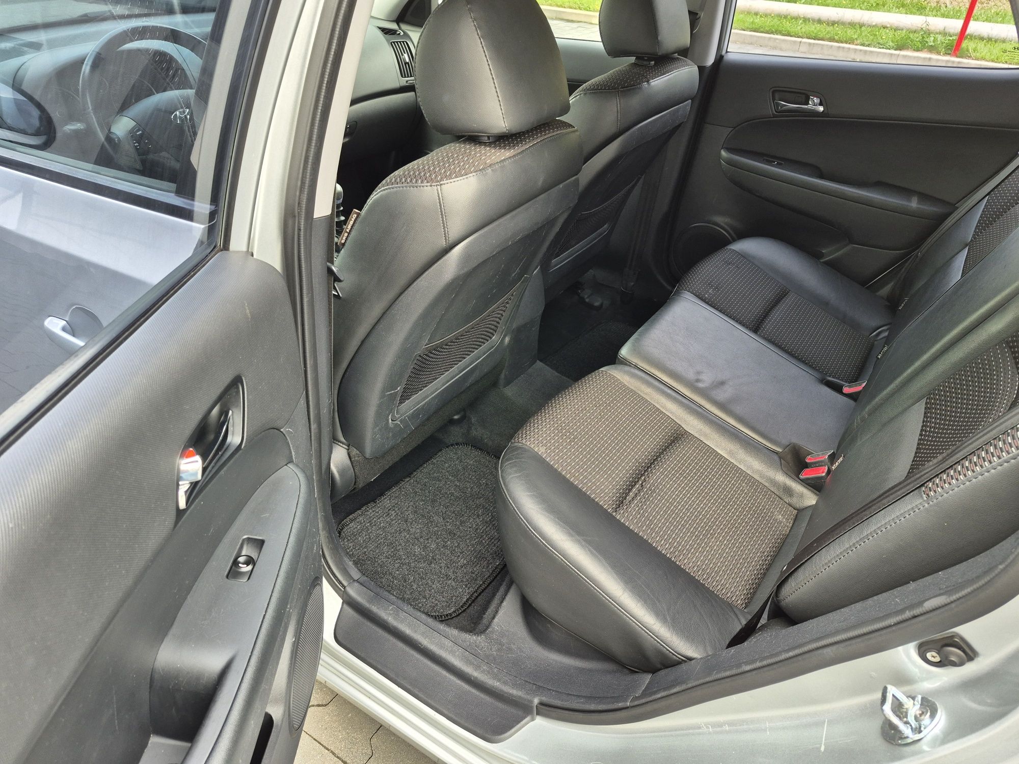Hyundai i30*2007/9*1.6*Benzyna*Klima