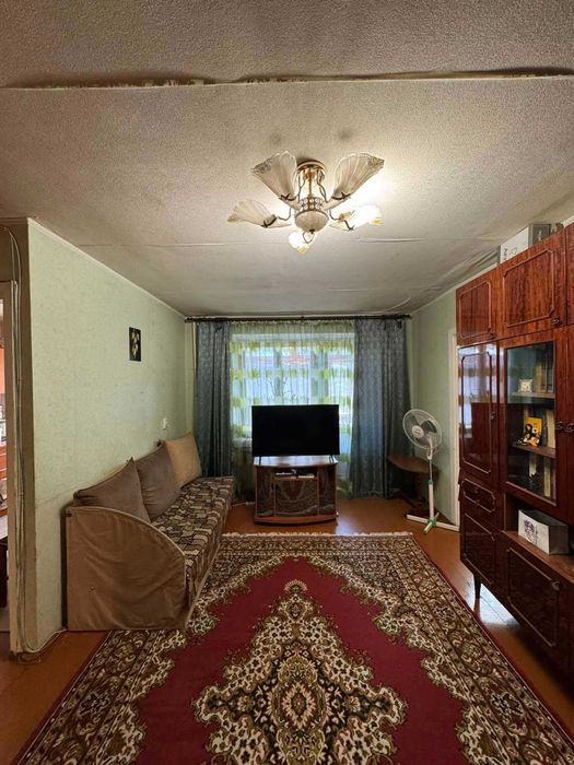 Продам 2 кім.кв. в районі пр. Івана Мазепи