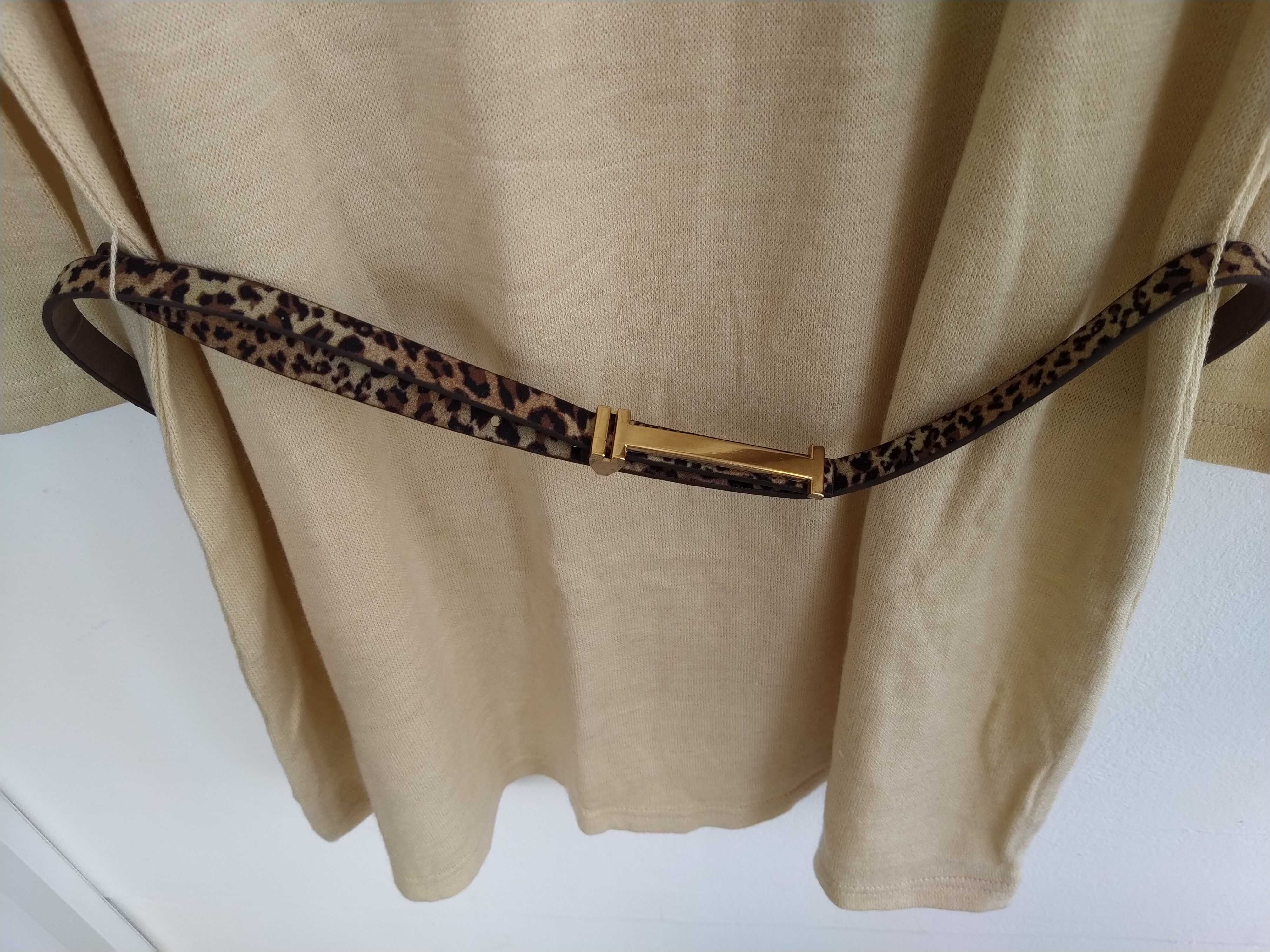 Camisola creme com botões e cinto tigresa - Tamanho L / XL - Nova!