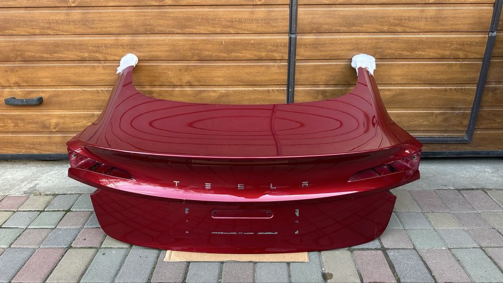 Кришка багажника, ляда tesla 3 highland