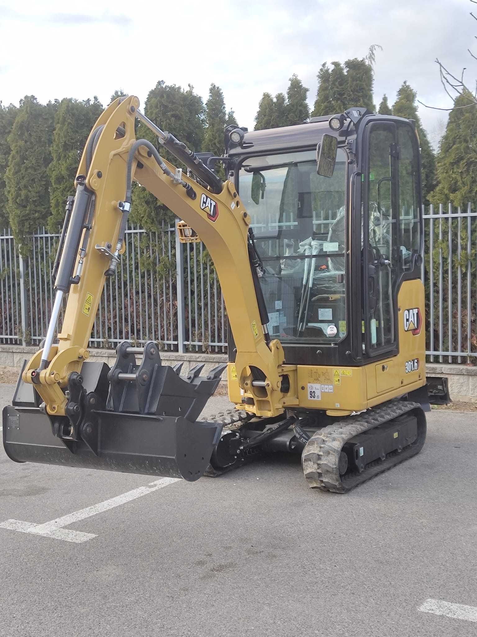 Minikoparka CAT 301.6 ! 3 Łyżki + Szybkozłącze mechaniczne i inne !