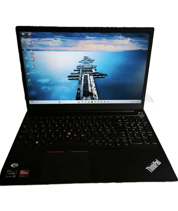 Portátil Lenovo ThinkPad E15 Gen 4 AMD Ryzen 7 5825U