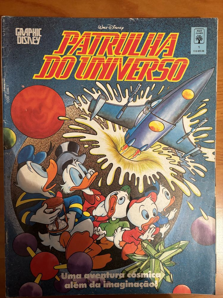 Albuns Disney (capa rija) e Patrulha Universo