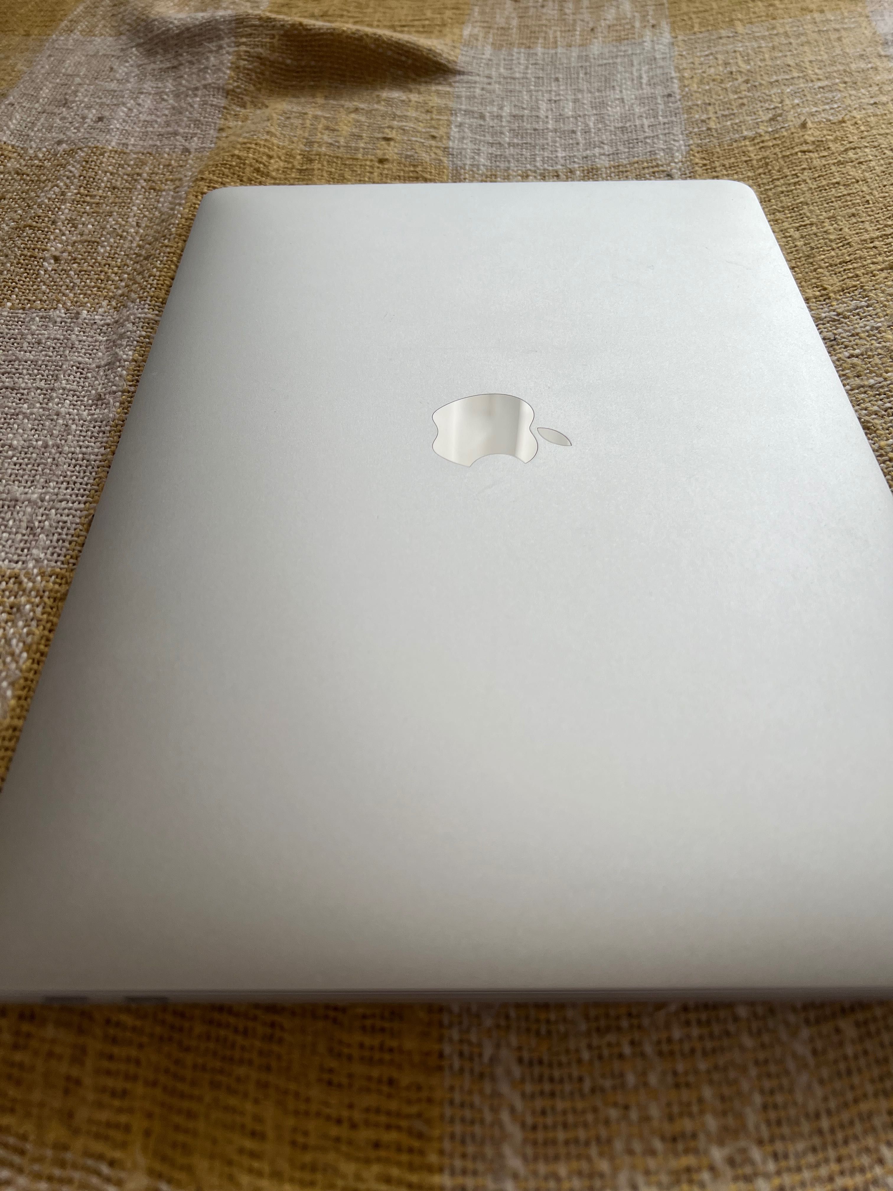 Macbook pro ‘13 2016 i5 8/256gb. НОВА ОРИГІНАЛЬНА БАТАРЕЯ