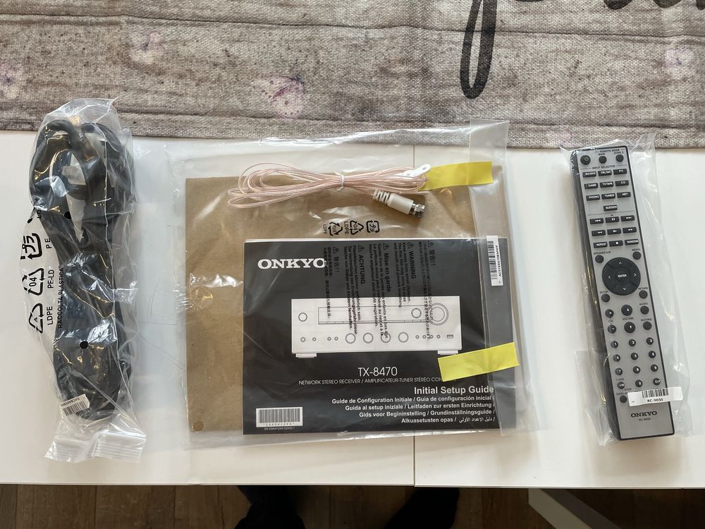Amplituner ONKYO TX-8470