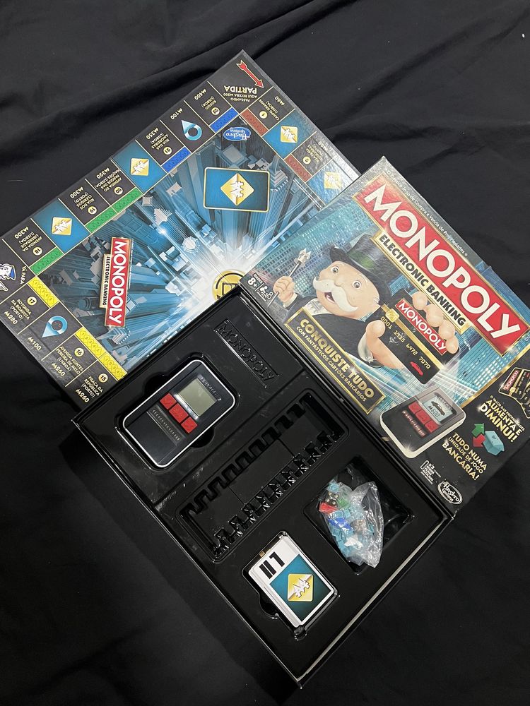 MONOPOLY ultimate banking