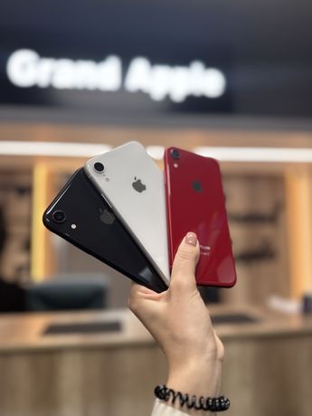 IPHONE XR 64/128 Black White Red