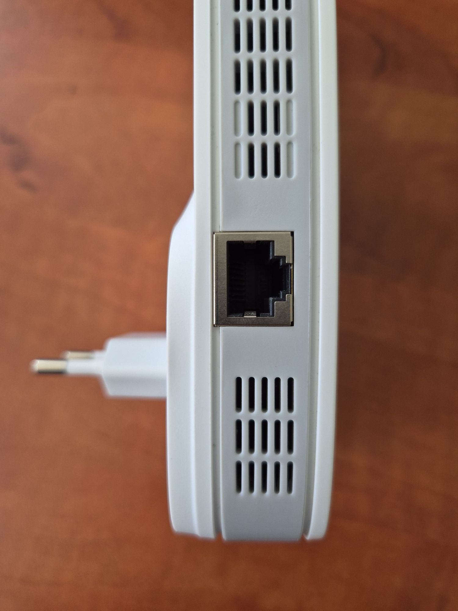 Wzmacniacz sieci WiFi Mesh TP-link RE550 AC1900