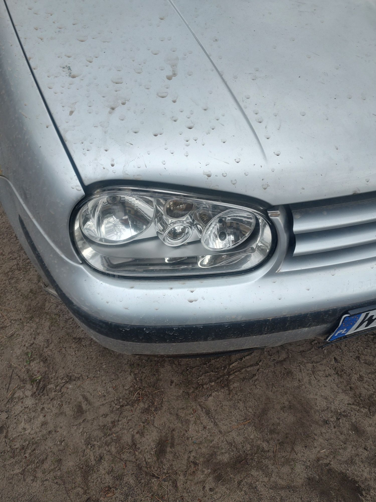 Golf IV maska przednia ładna