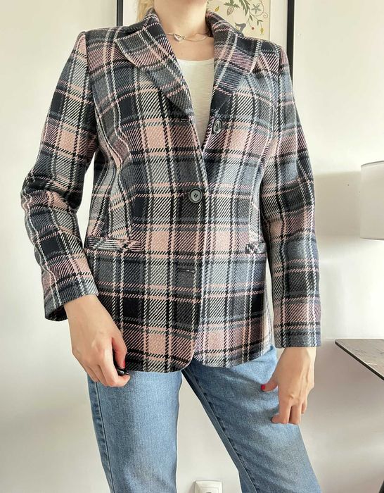 Wełniana marynarka damska w kratę 40-42