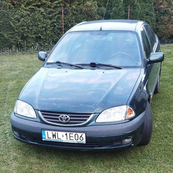 Toyota Avensis T22 1.8