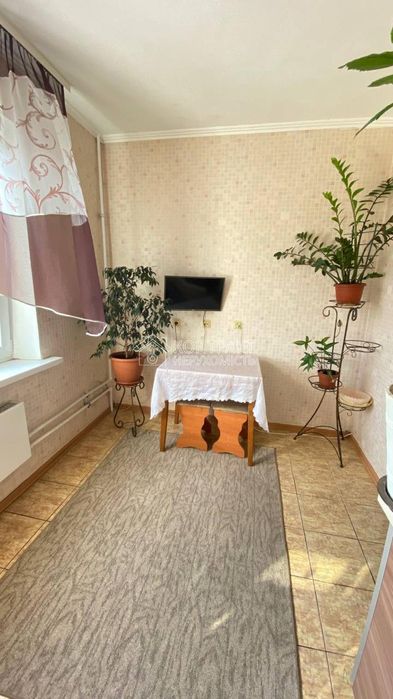 Продаж 2к квартири у Пісочині Надія