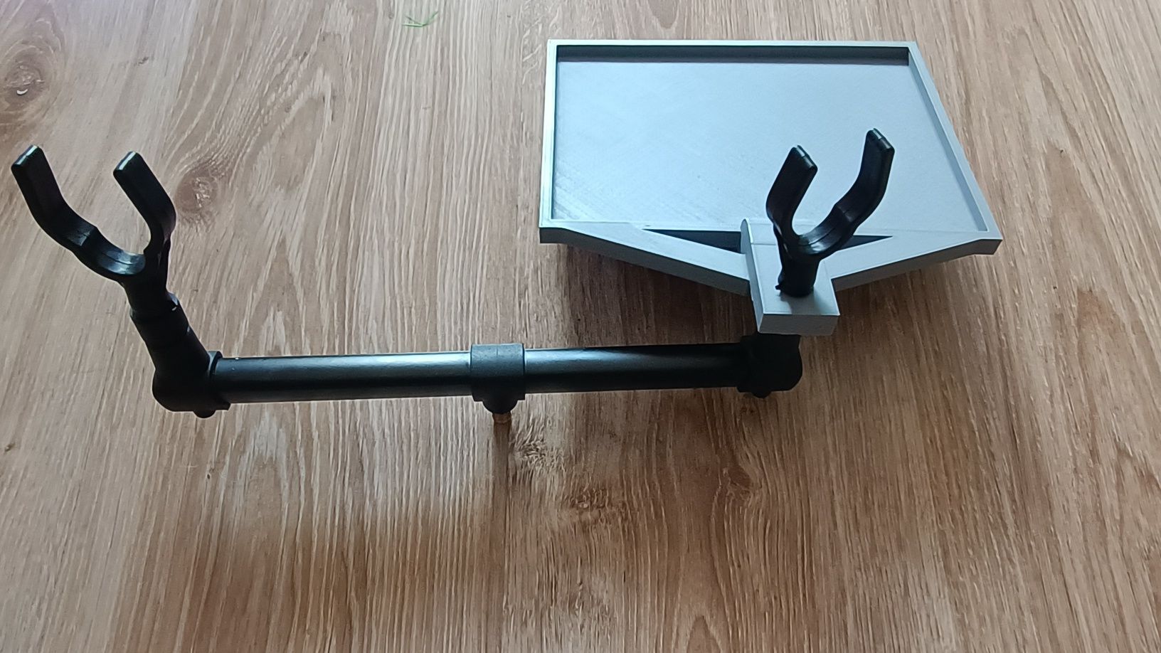 Sprzedam stolik do rod pod