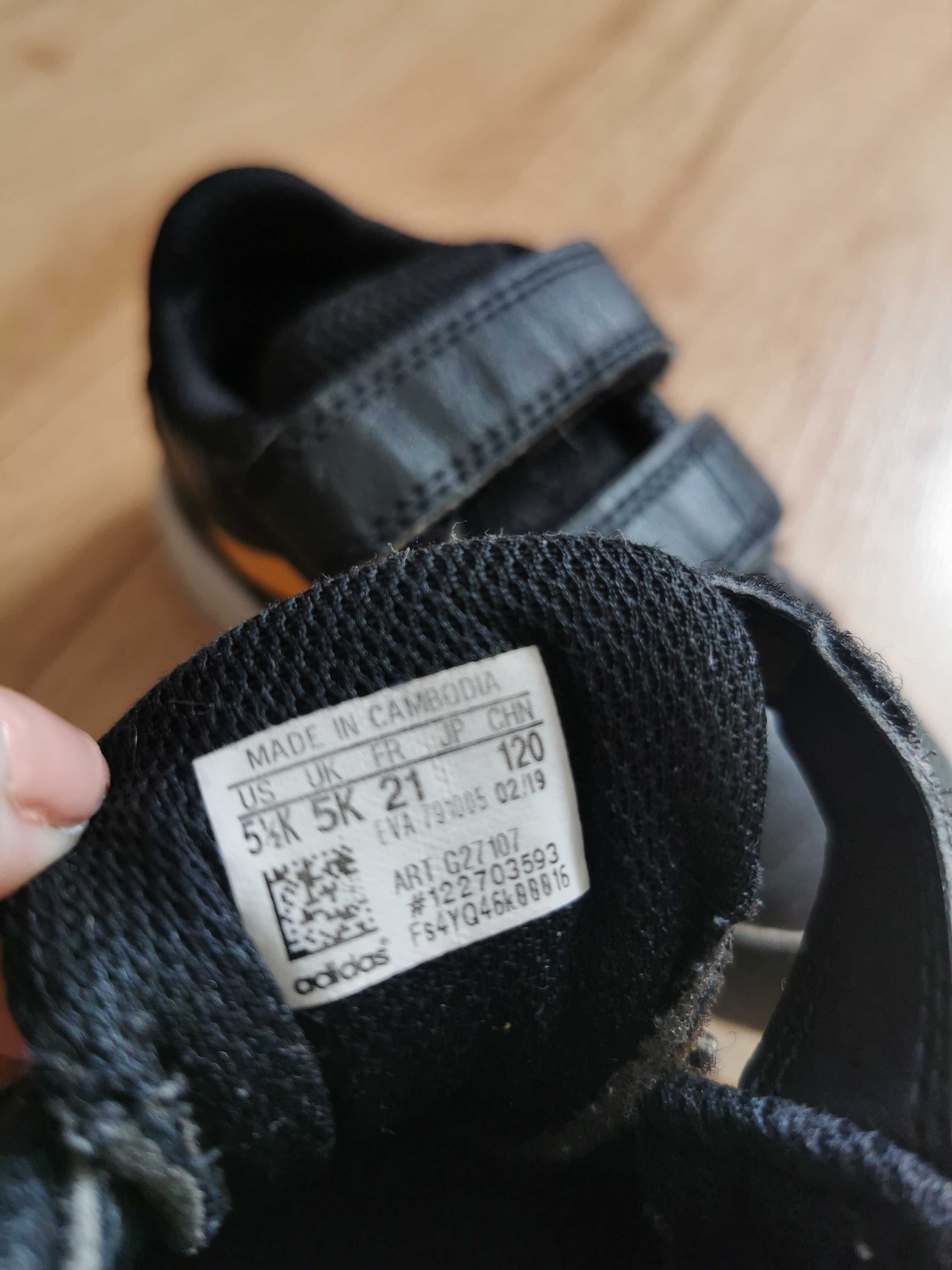 Buty chłopięce Adidas rozm.21