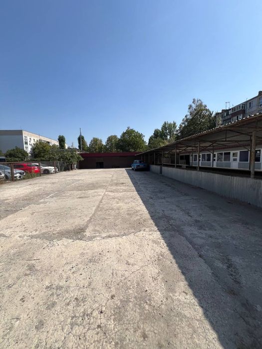 Продам рынок с автостоянкой