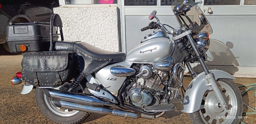 Mota 125 cc impecável