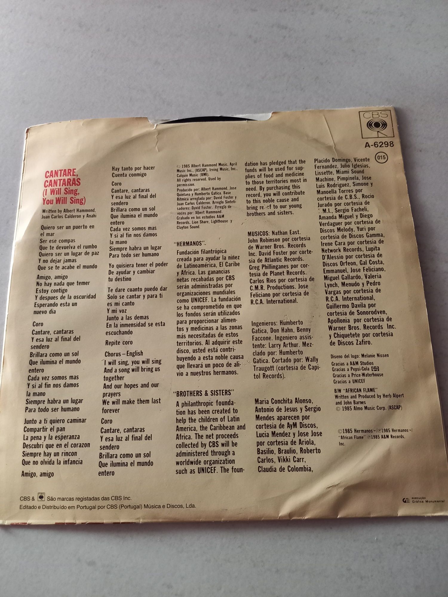 Disco single de vinil Hermanos 1985