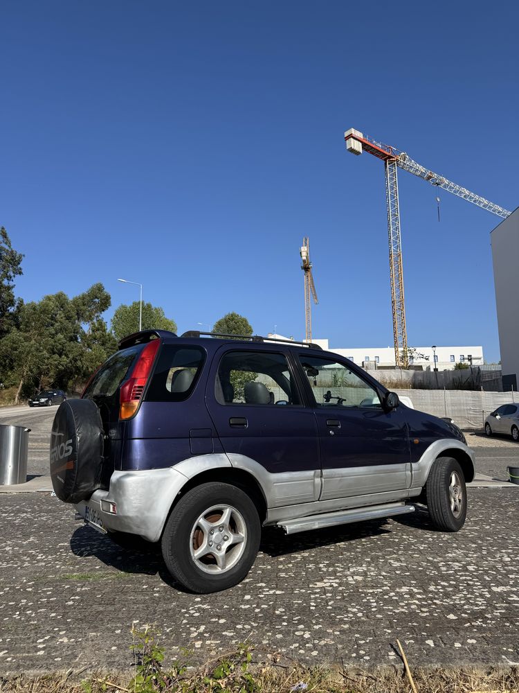 Daihatsu Terios Blue - Jipe