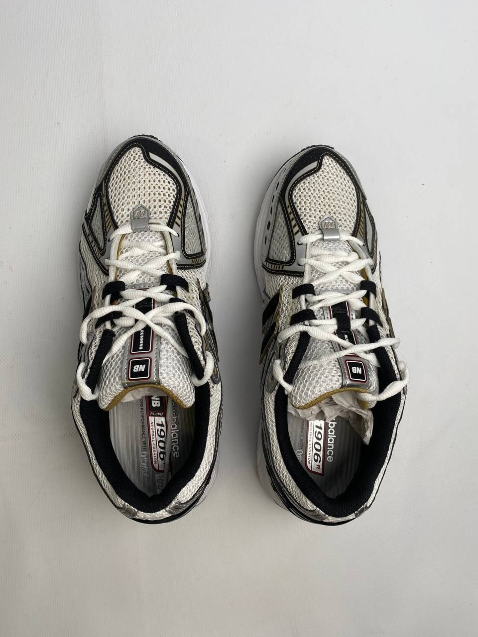 Оригінальні чоловічі кросівки New Balance 1906R