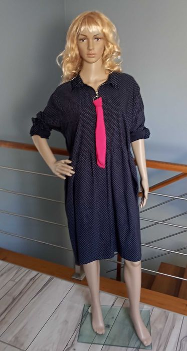 Sukienka Koszulowa w Delikatne groszki Roz. 50/52/54