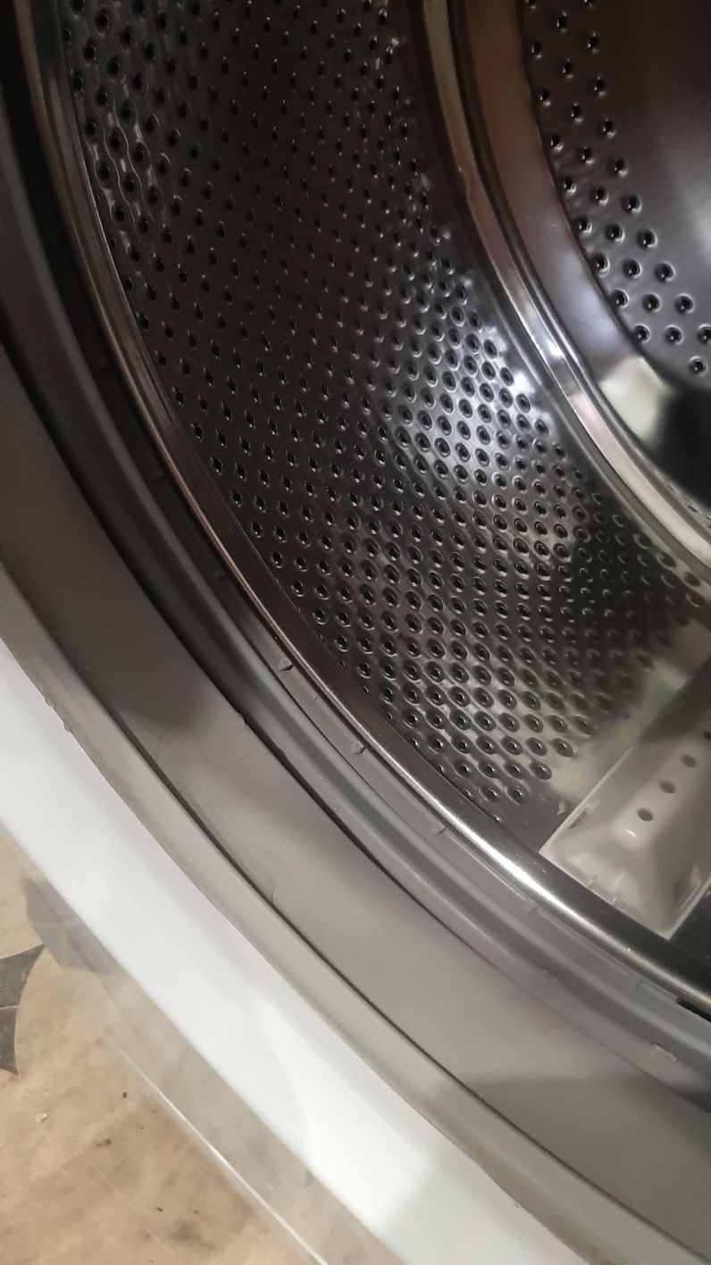 Пральга мащина автомат.Indesit