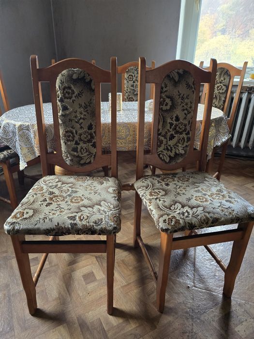 Krzesla 6 sztuk jak nowe