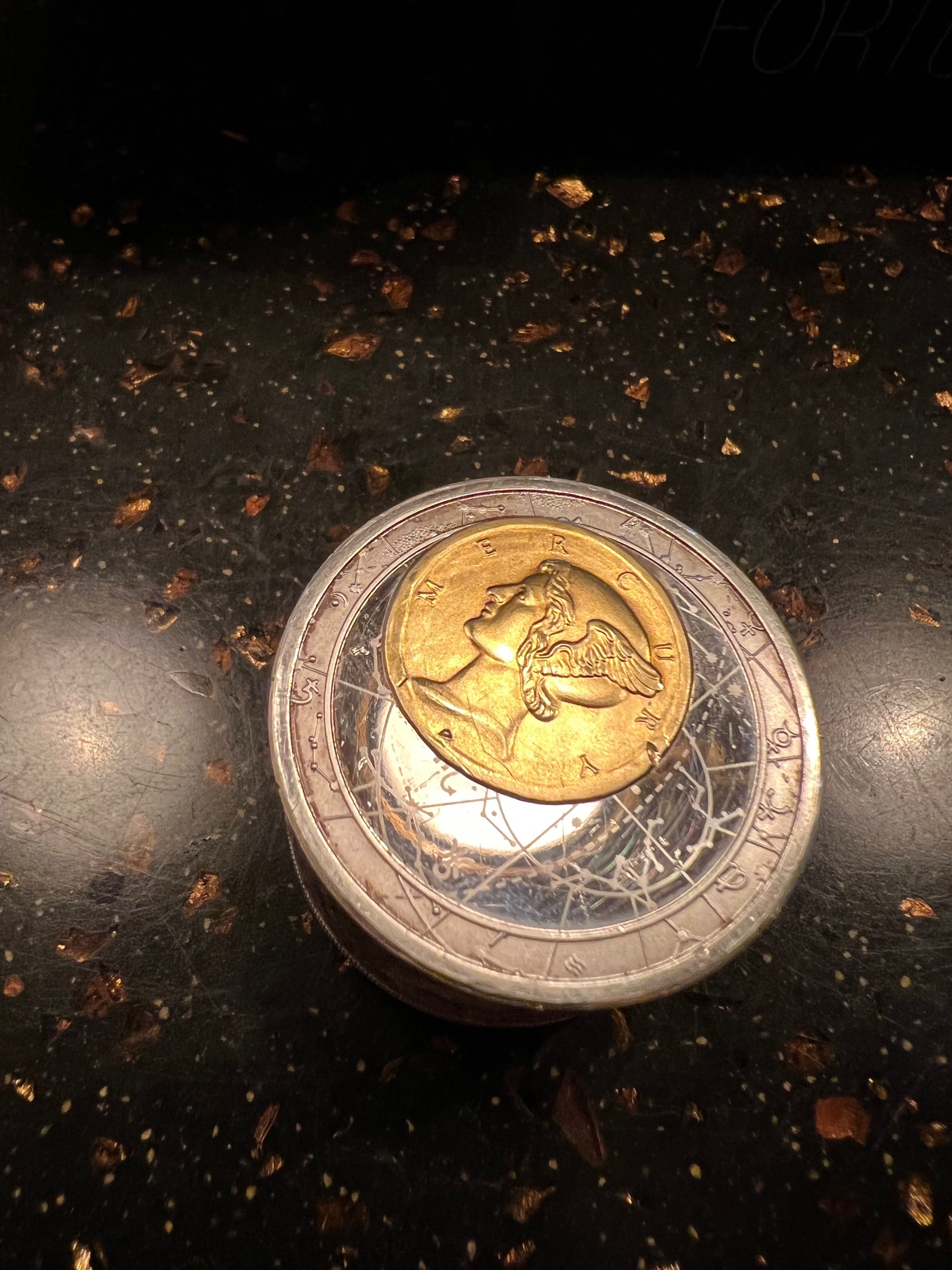 Коллекционная серебряная монета Ниуэ 50 долларов Меркурий 187 грамм