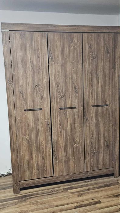 Sprzedam meble szafa i komoda gent