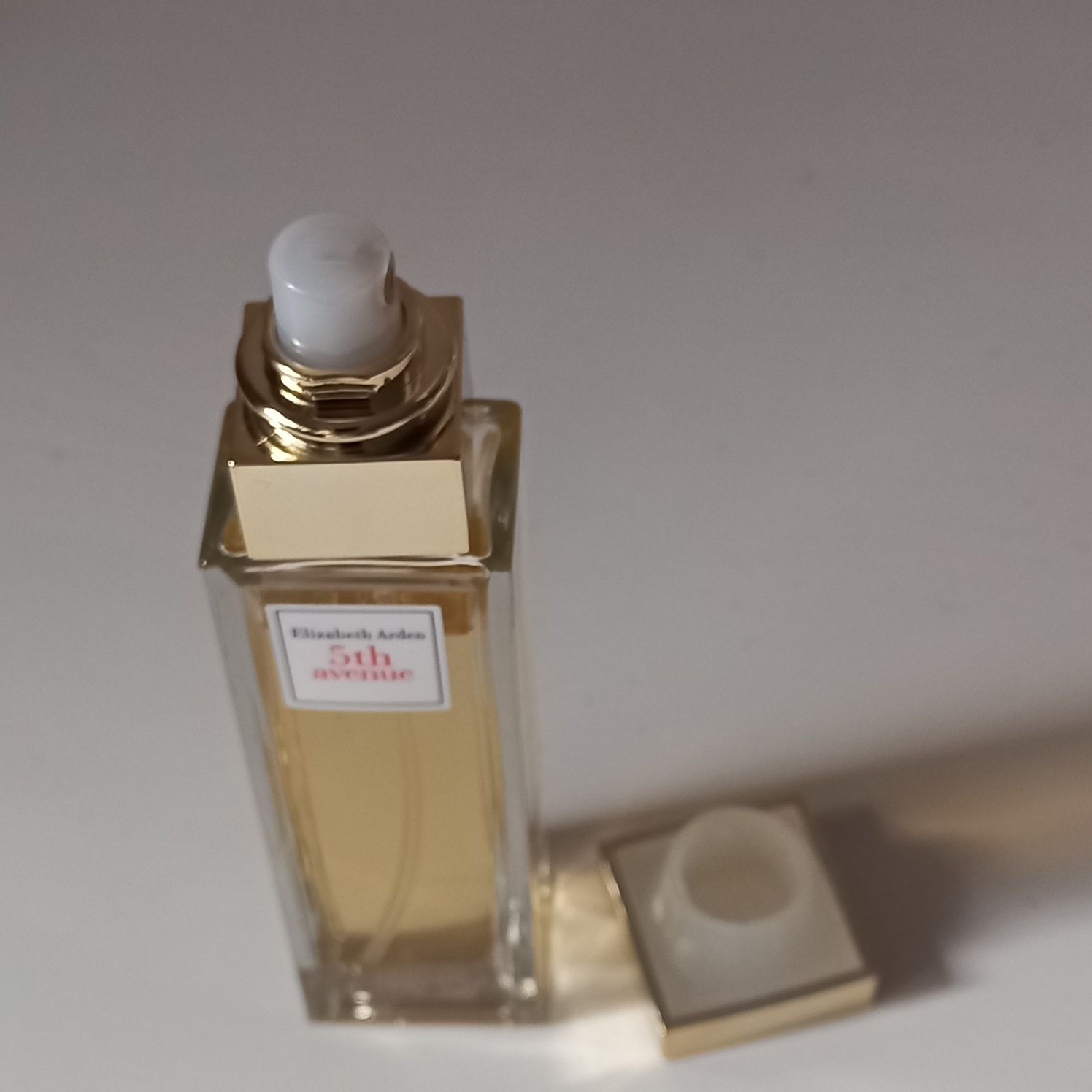 Perfum 5 th avenue Elizabeth Arden 30 ml