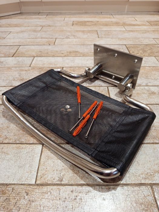 Siedzisko prysznicowe nowe. Stal nierdzewna. Masywne