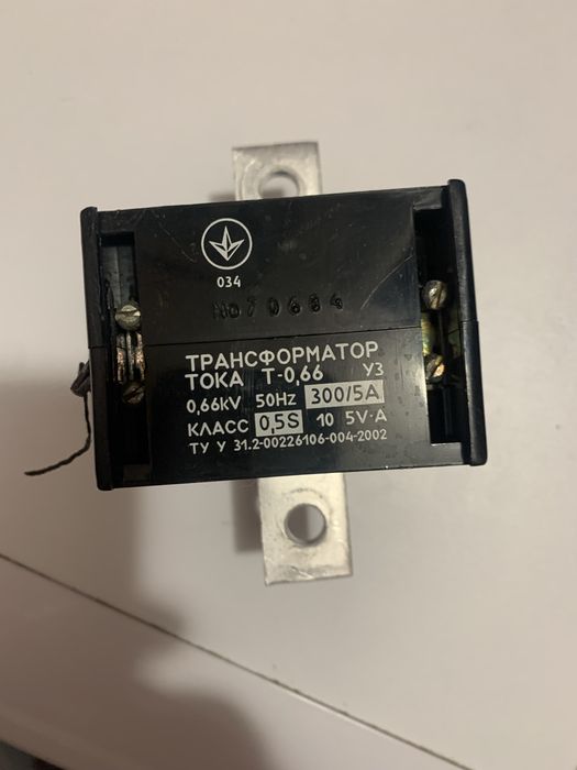Продам трансформатор тока Т-0,66,300/5А.