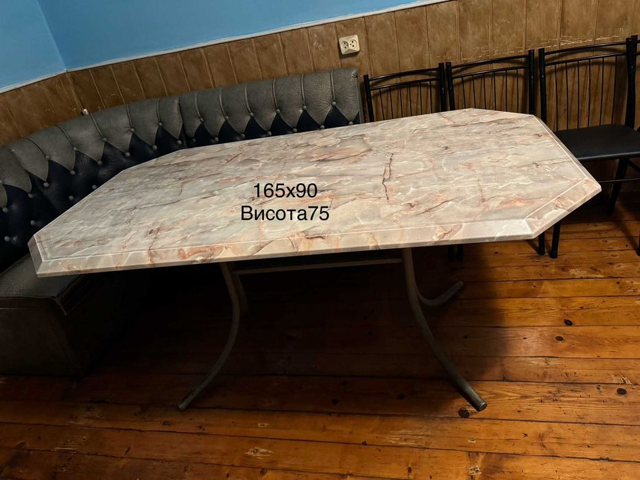 Продам стіл кухонний