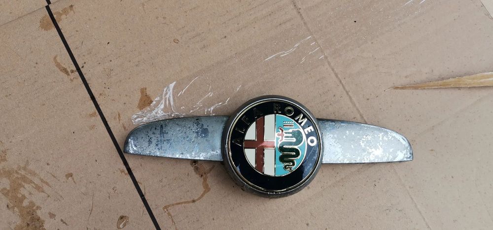 ALFA ROMEO ZNACZEK LOGO EMBLEMAT LS383066 ORYGINAŁ