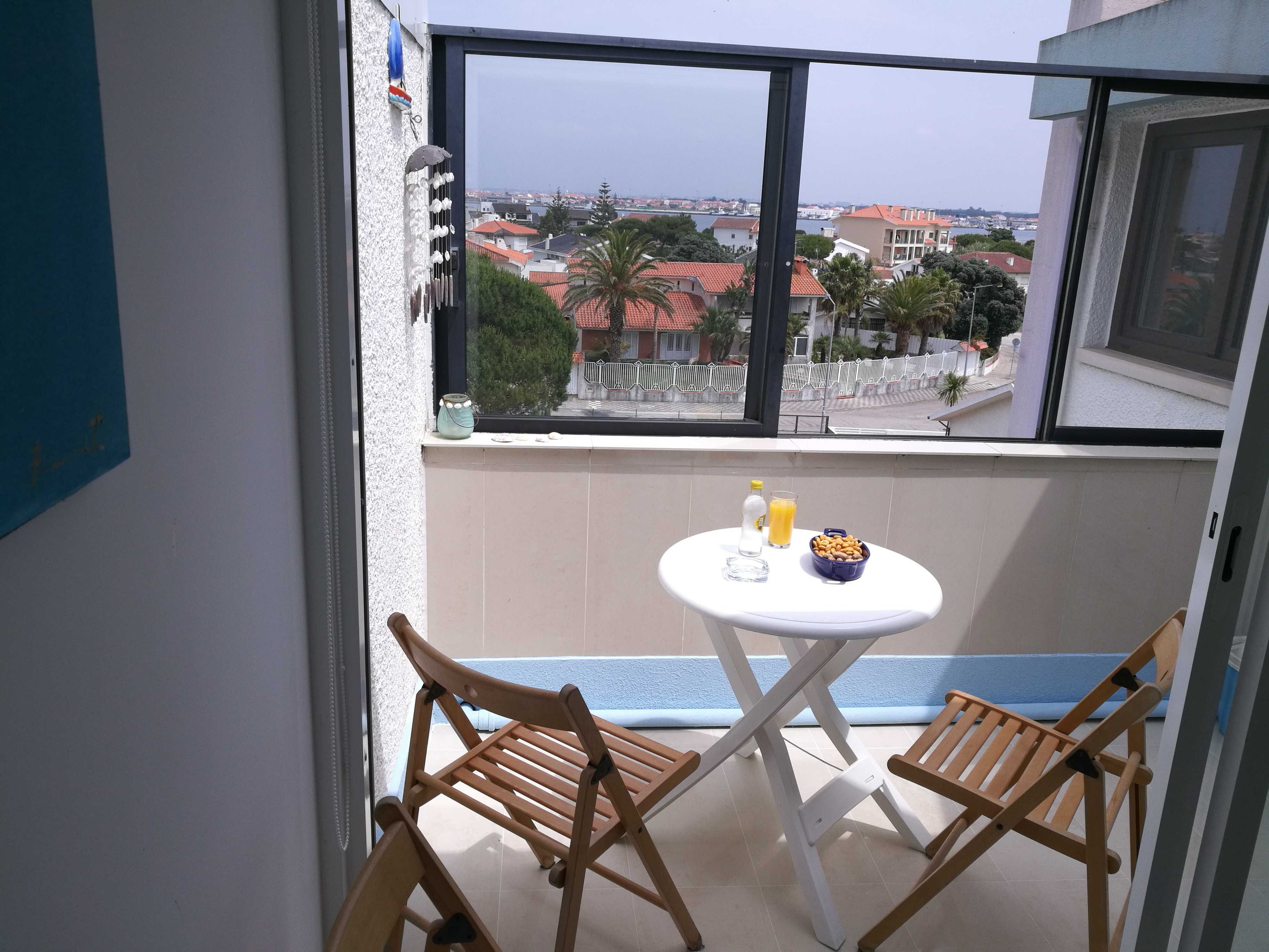 Apartamento T1+1 Praia da Barra