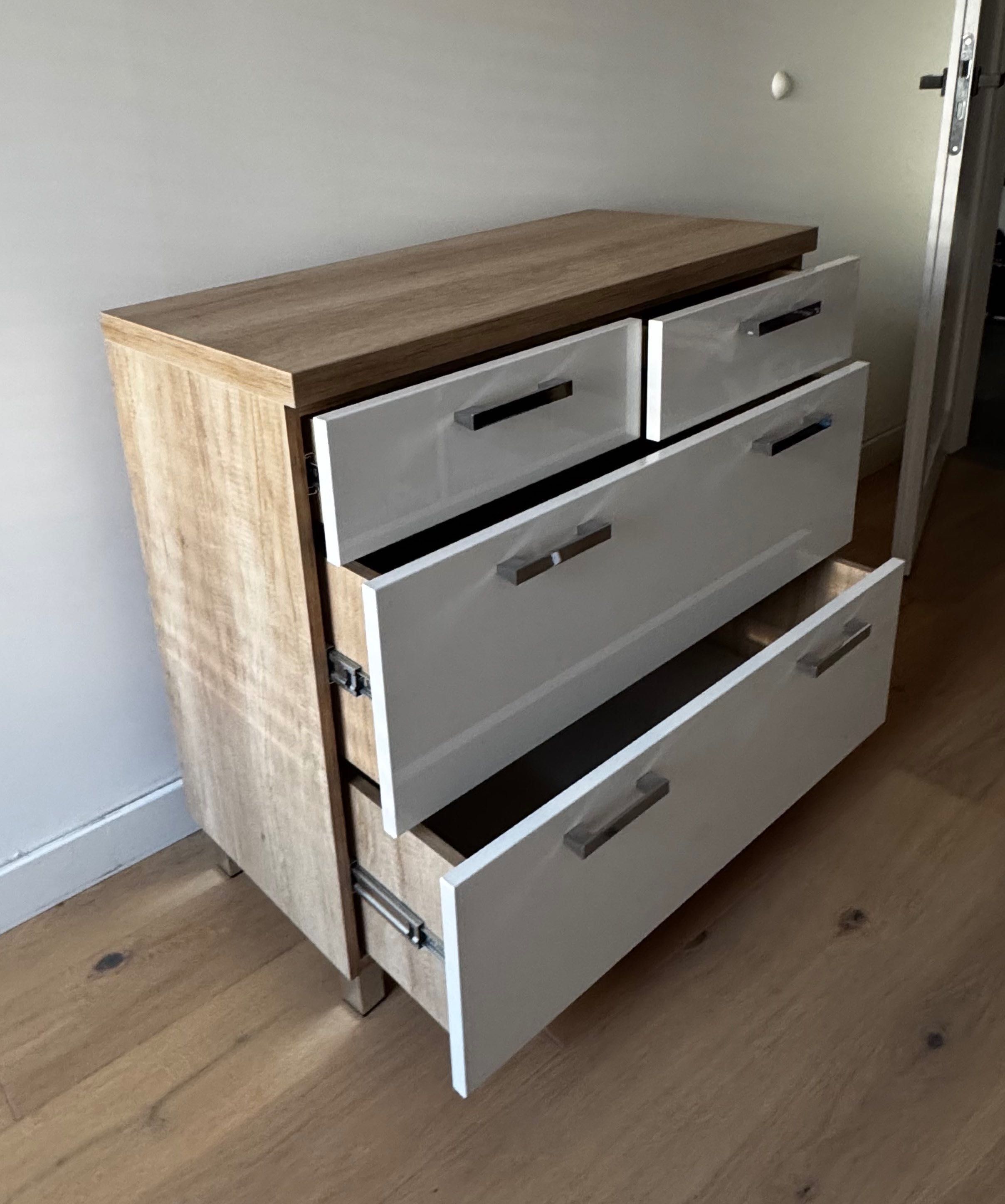 Komoda 90,5x96,4x44